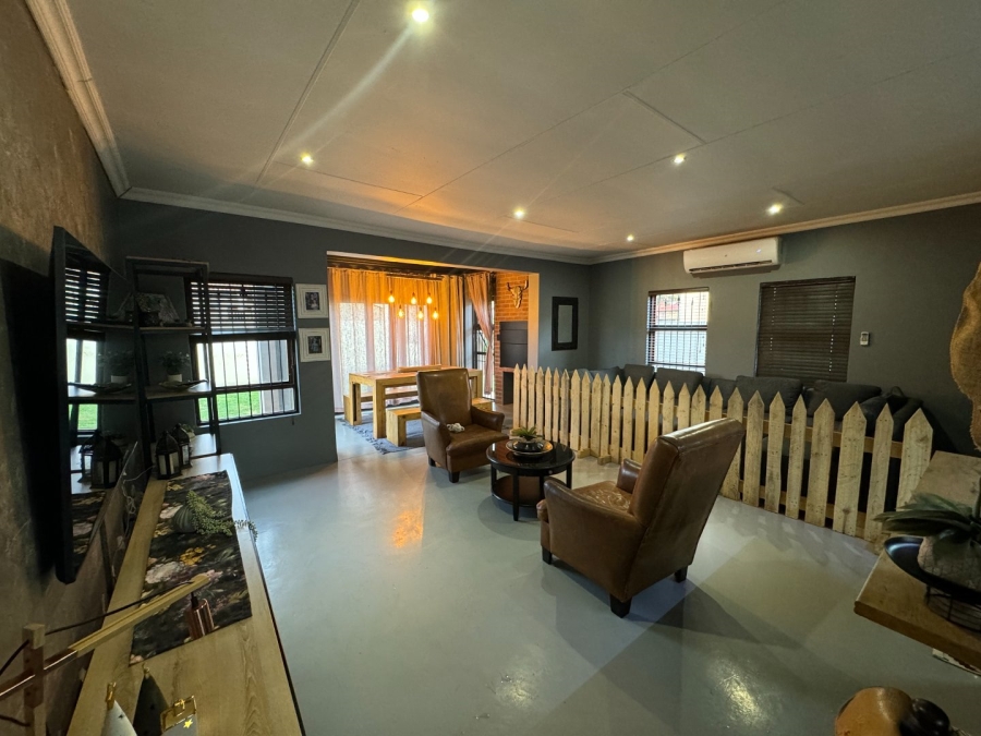 3 Bedroom Property for Sale in Melodie North West